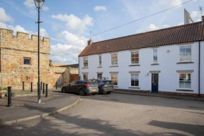Sheriffs Tower Cottage - East